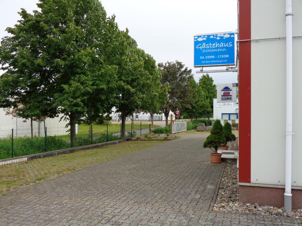 Gaestehaus Schiemann Teterow Εξωτερικό φωτογραφία
