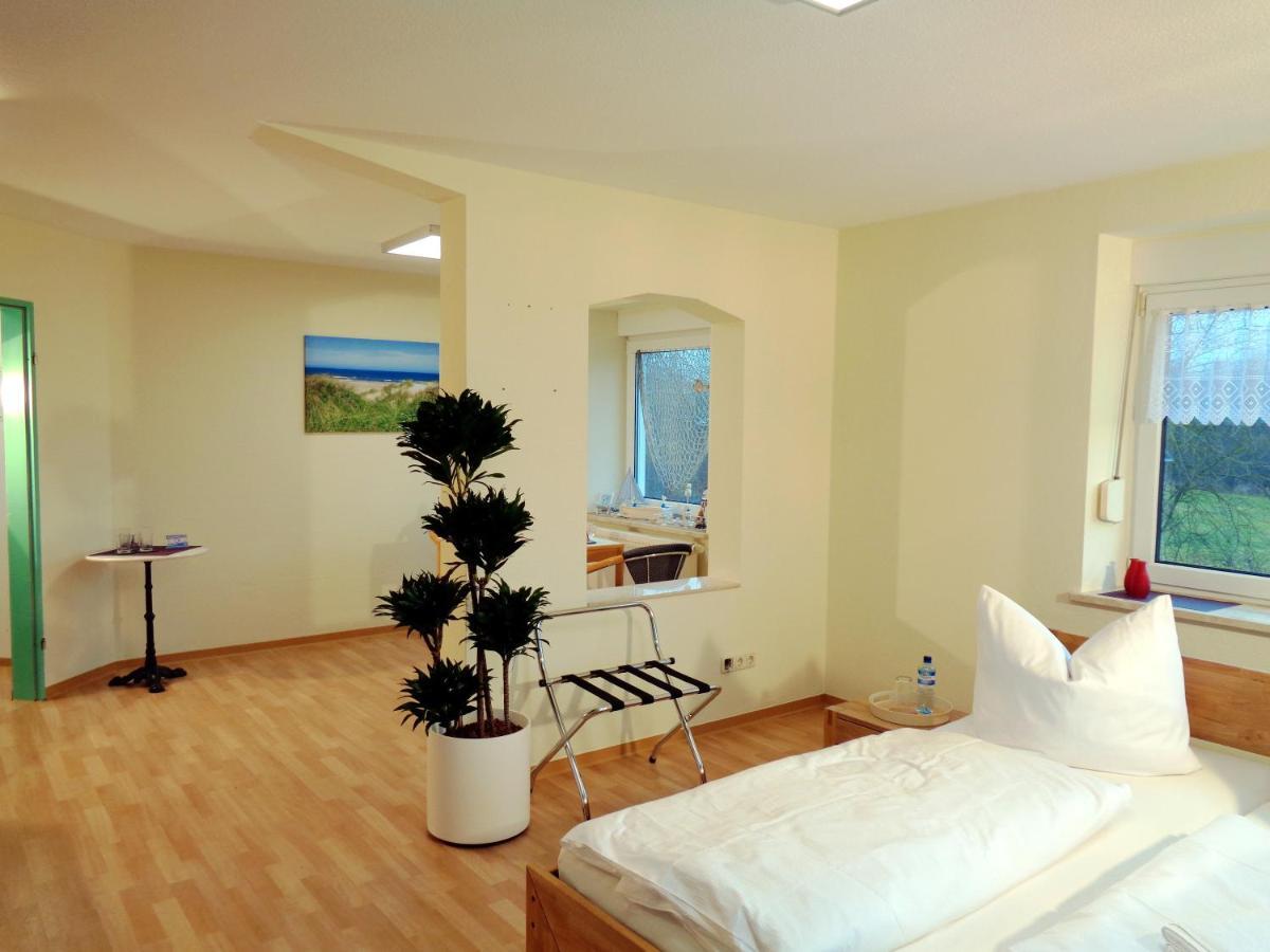 Gaestehaus Schiemann Teterow Εξωτερικό φωτογραφία